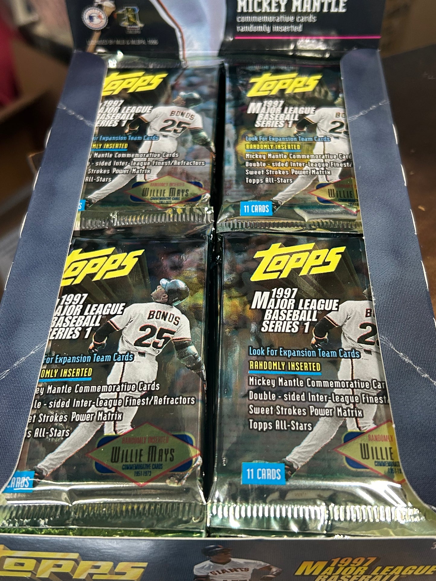 1997 TOPPS BASEBALL SERIES 1 HOBBY PACK