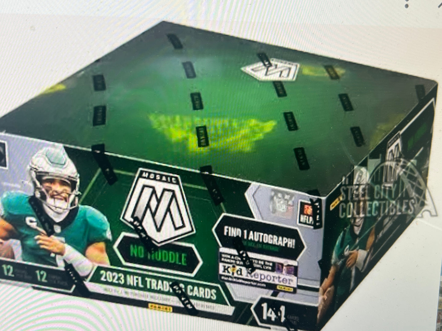 2023 MOSAIC FOOTBALL NO HUDDLE SEALED BOX