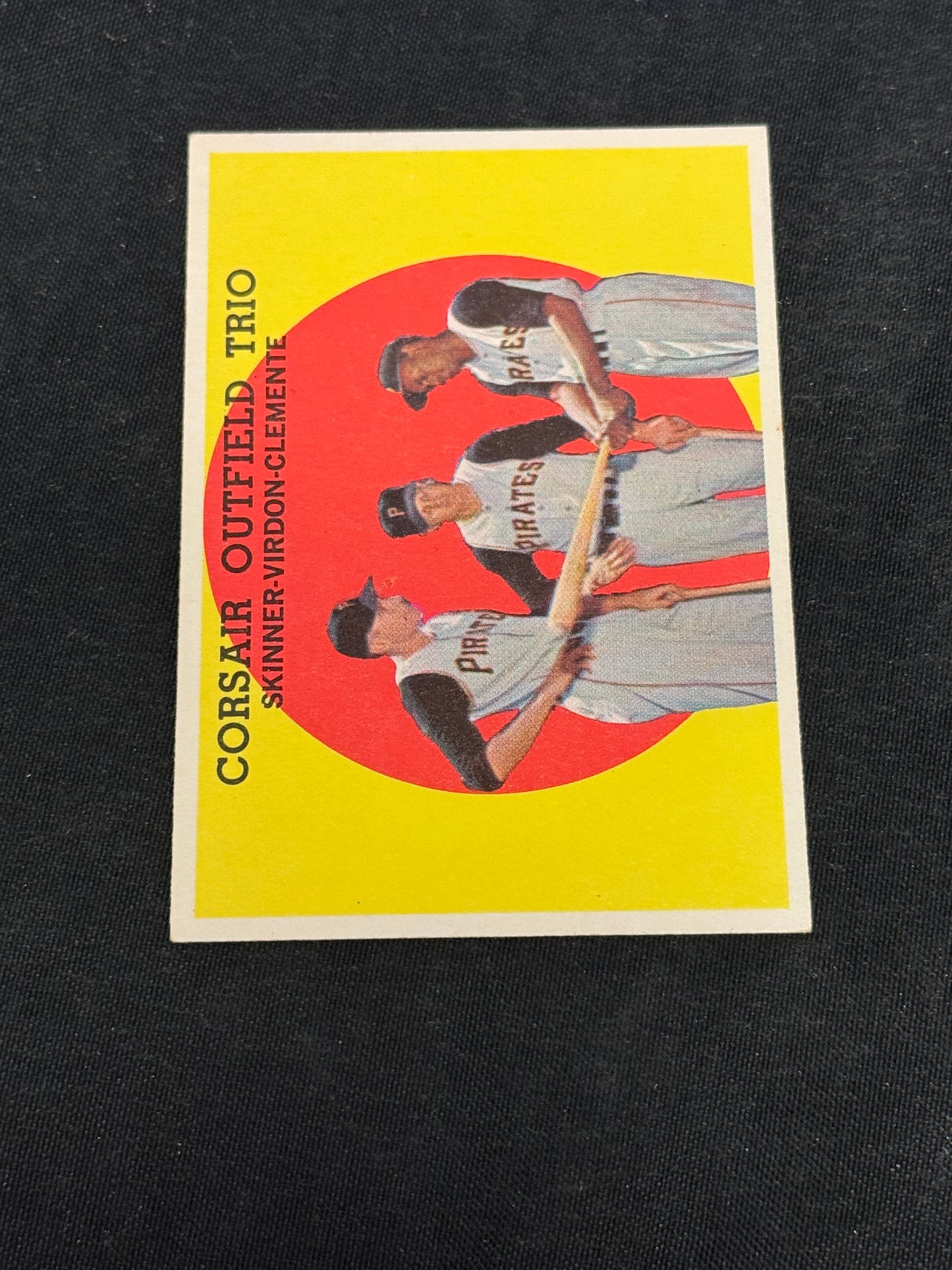 1959 TOPPS ROBERTO CLEMENTE #543 NRMT+ V15384