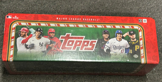 2025 TOPPS HOLIDAY BASEBALL 3-PACK TINS.
