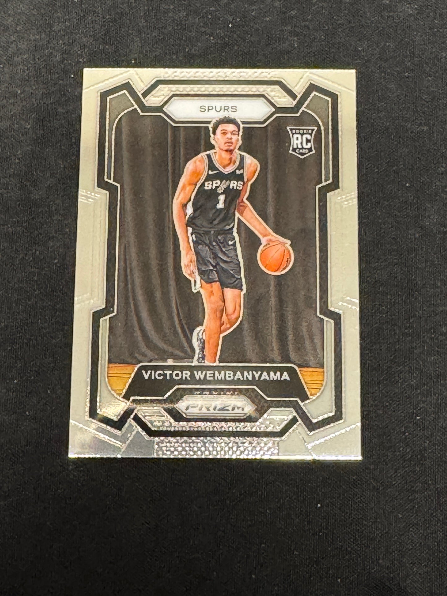 2023-24 PRIZM BASK VICTOR WEMBANYAMA RC #136  RC27