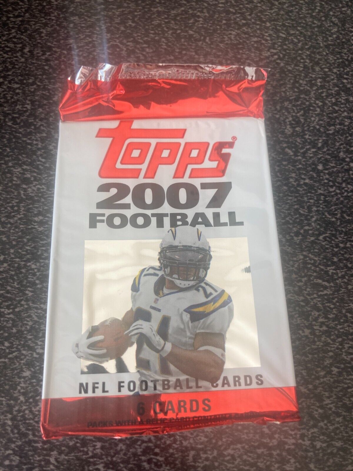 2007 TOPPS FOOTBALL HOBBY 9 CARD PACK